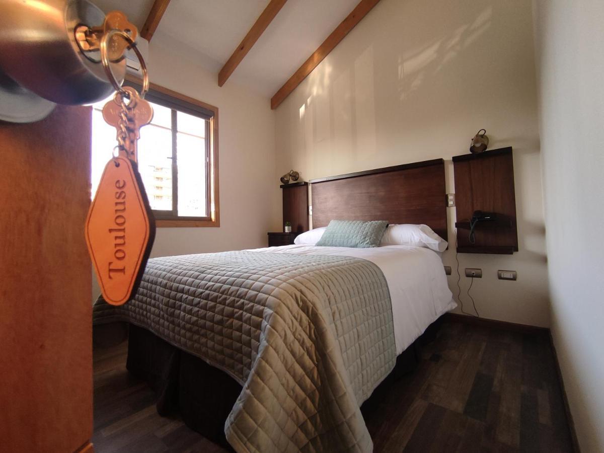Hotel Le Petit Concepcion Bagian luar foto