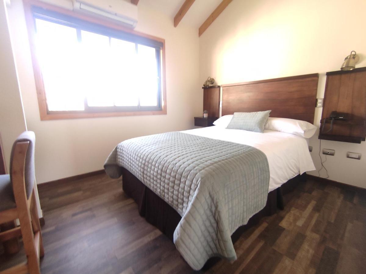 Hotel Le Petit Concepcion Bagian luar foto