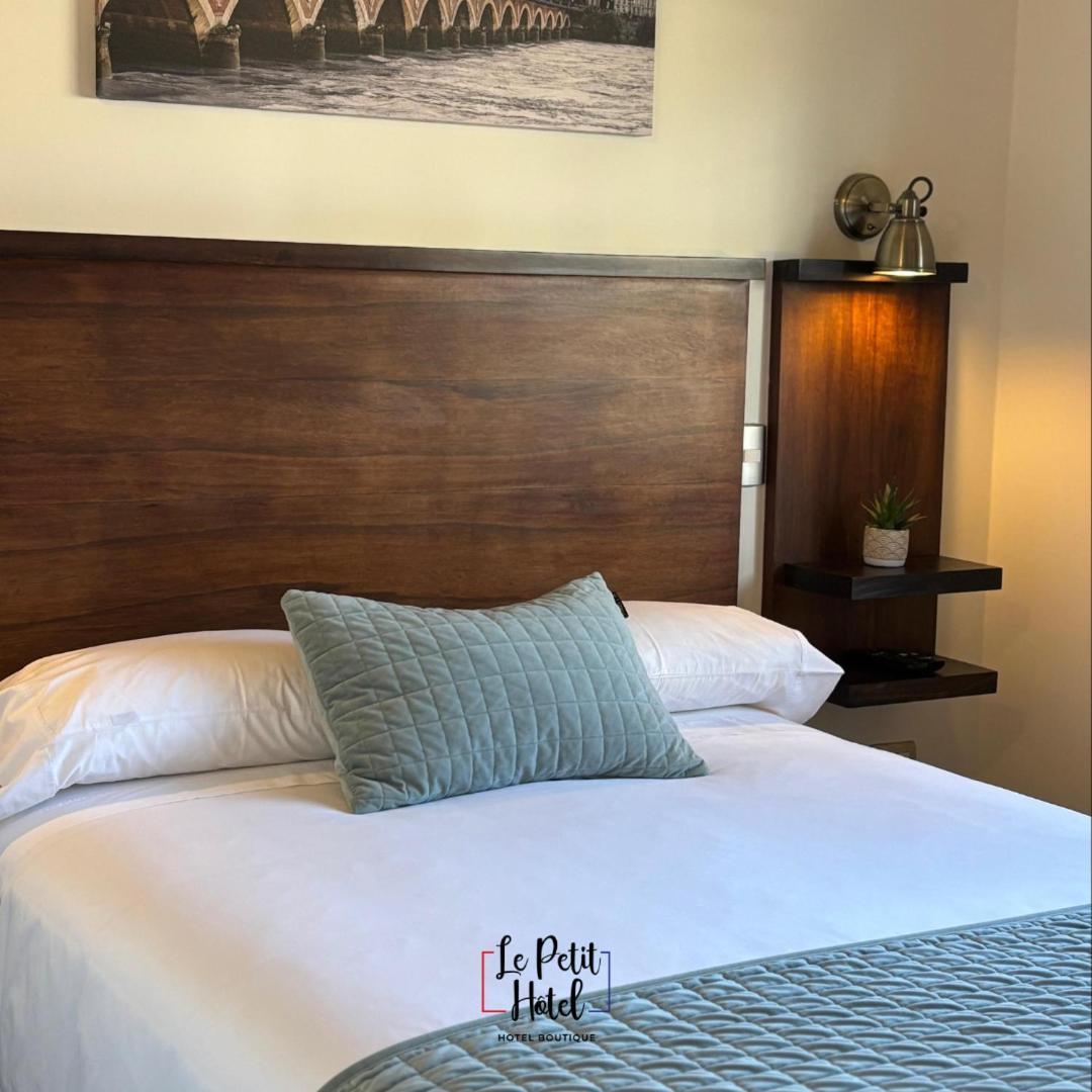 Hotel Le Petit Concepcion Ruang foto